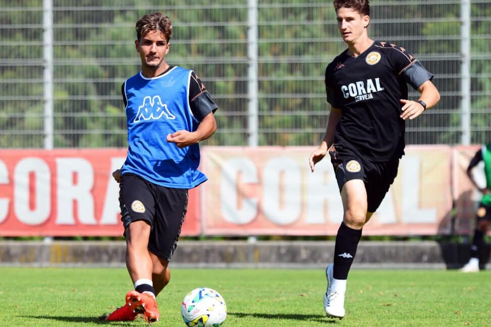 O Nacional prepara o jogo com o Alverca. -Foto: NACIONAL