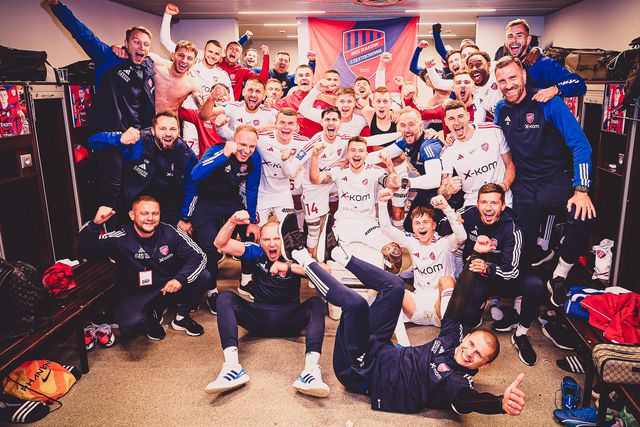 Atenção Sporting: Raków vence Légia (que já contou com o capitão Josué, após a polémica)