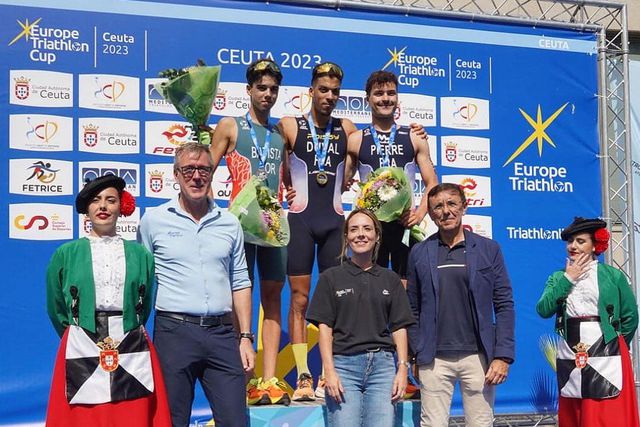 Triatlo: João Nuno Batista de prata