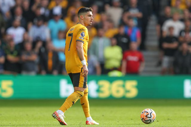 Pedro Neto assiste para os Wolves, Brighton e Liverpool empatam