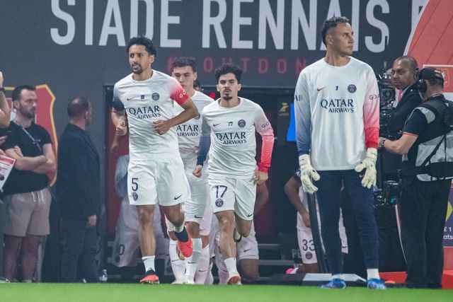 PSG vence em Rennes com golo de Vitinha e sobe ao 3.º lugar