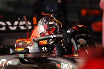 Max Verstappen celebra título de tricampeão com triunfo no Catar