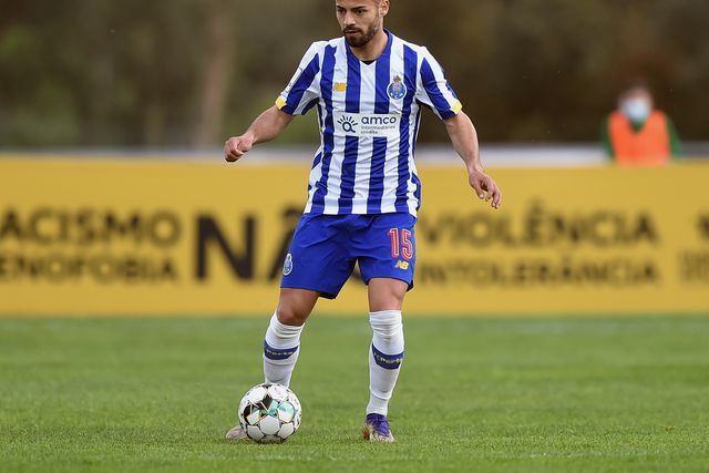Livre desde o fim do contrato com o FC Porto, Carraça vai jogar no Chaves