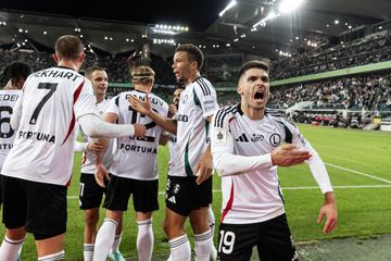 Sporting: Legia vai exercer opção de 2,5 milhões por Vinagre