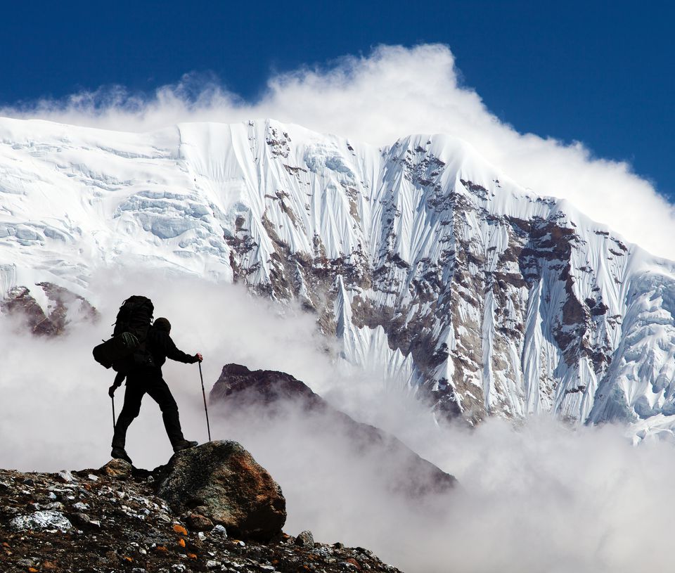 Alpinismo: cinco russos morrem a escalar pico no Nepal