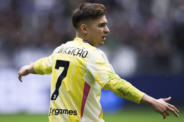 Paulo Fonseca e Rafael Leão defrontam Francisco Conceição na Supertaça