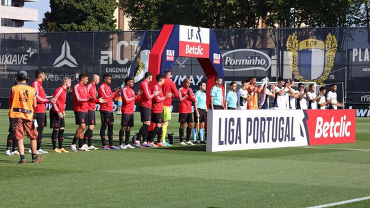 Famalicão: relvado continua a ser '5 estrelas'