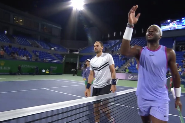 Vídeo: tenista norte-americano atira-se a árbitro após derrota: «Vai-te f****!»