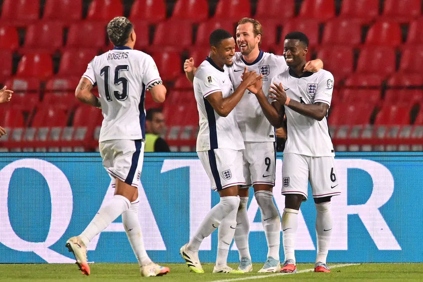 Kane KO! Inglaterra em pânico total