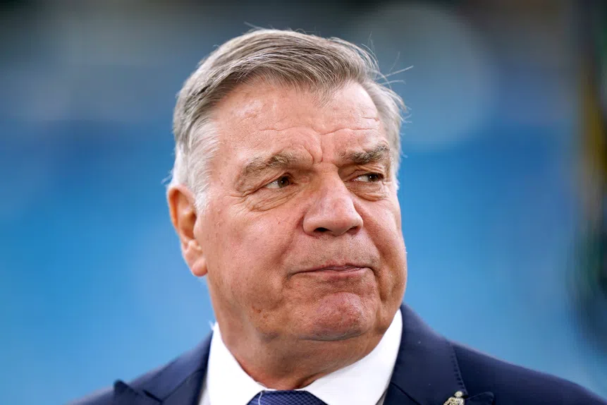 Drama! Benni foge, Allardyce não perdoa