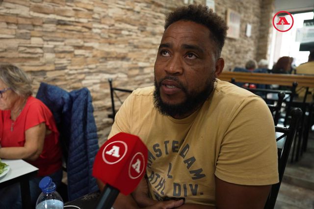 A BOLA encontrou amigo de Vozinha a ver jogo de Cabo Verde: «Somos irmãos»