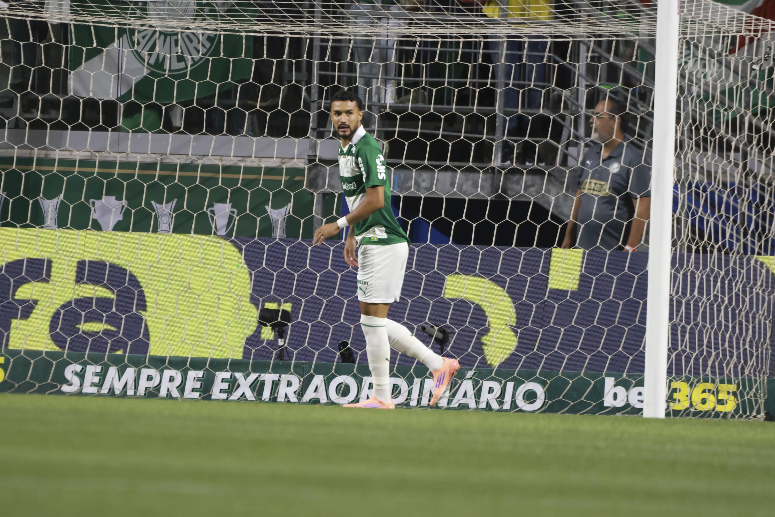 Jefté, jogador do Palmeiras