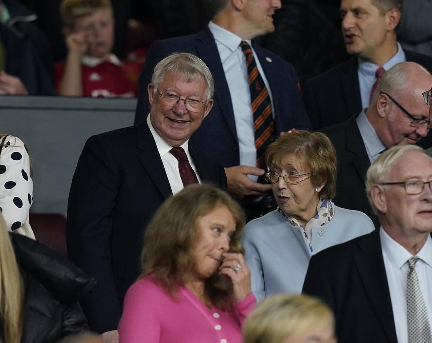 Alex Ferguson e a mulher Cathy em 2022