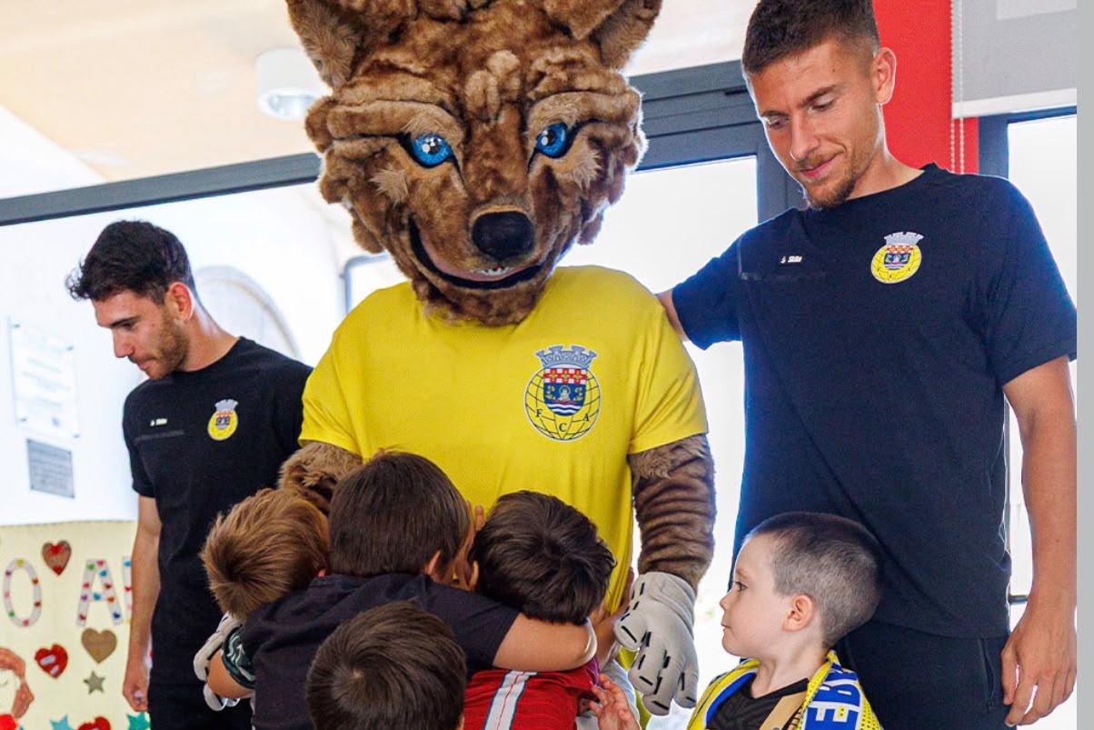 Mascote também marcou presença - Foto: Arouca
