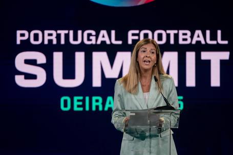 Margarida Balseiro Lopes, Ministra da Cultura, Juventude e Desporto