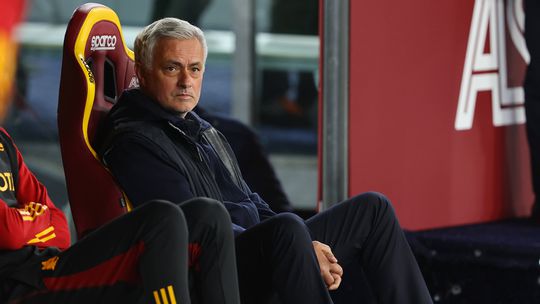 Dono da Roma agenda reunião para selar destino de Mourinho