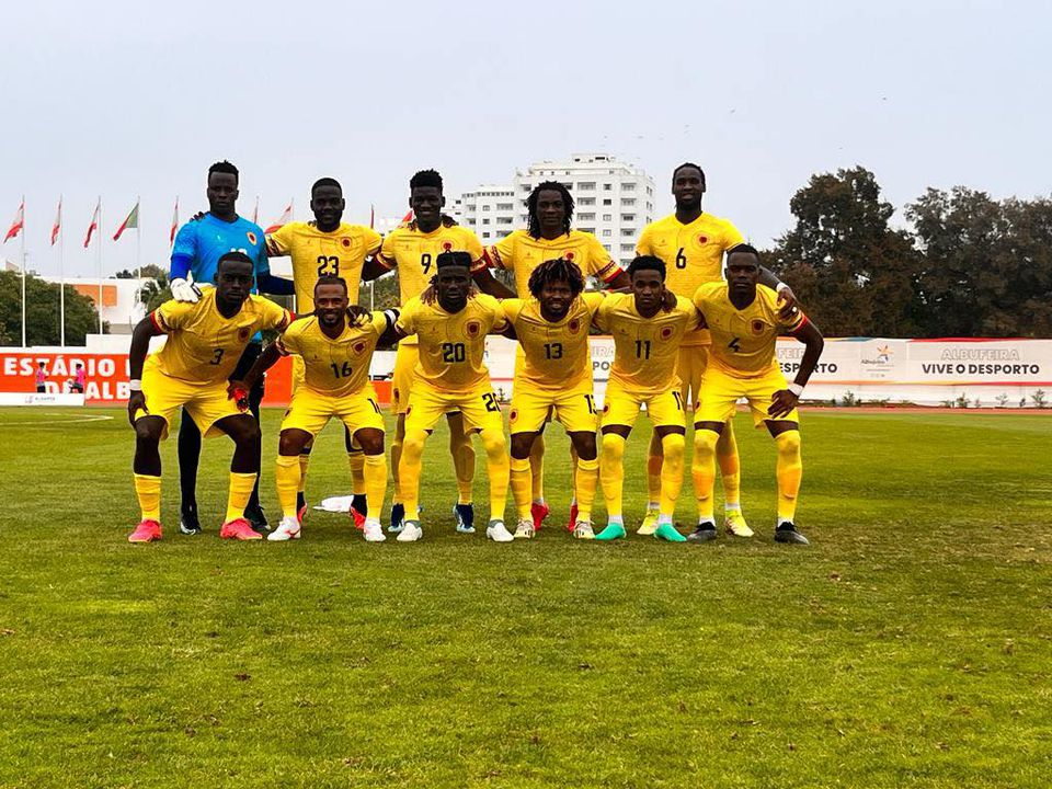 Angola convoca cinco a jogar em Portugal