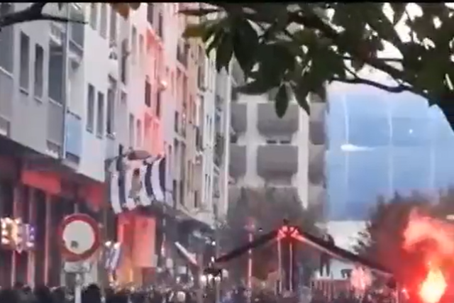 Problemas com adeptos do Benfica no exterior do estádio (vídeo)