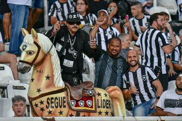 Adeptos do Botafogo ameaçam equipa: «Se não ganhar, vai comer»