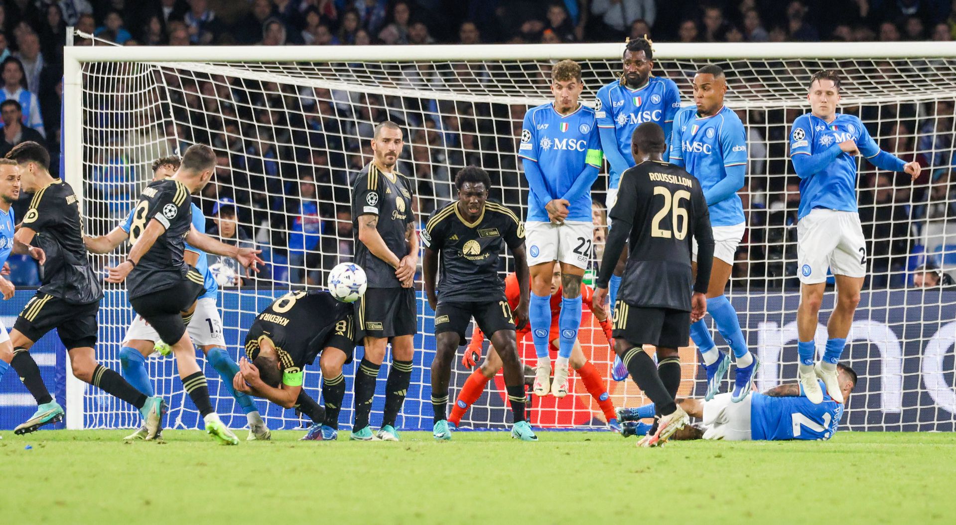 Champions: Real e Napoli entram em campo com vantagem confortável