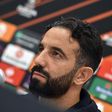 Sporting: Rúben Amorim confirma titularidade de Adán e comenta possível saída de Inácio