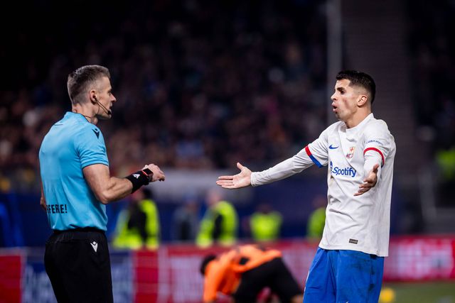 Cancelo e mau momento do Barcelona: «Não consigo explicar»