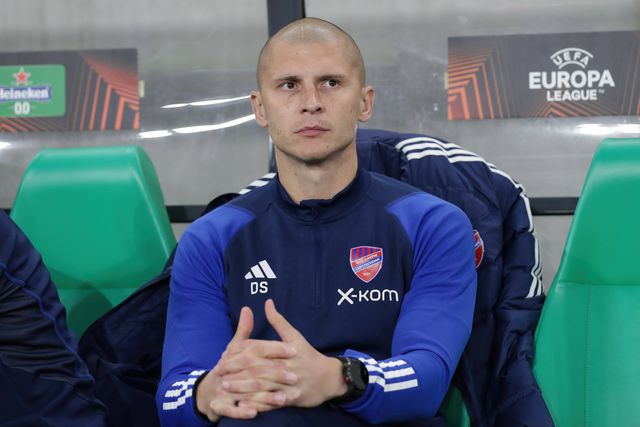 «Não vimos o verdadeiro Sporting na Polónia»