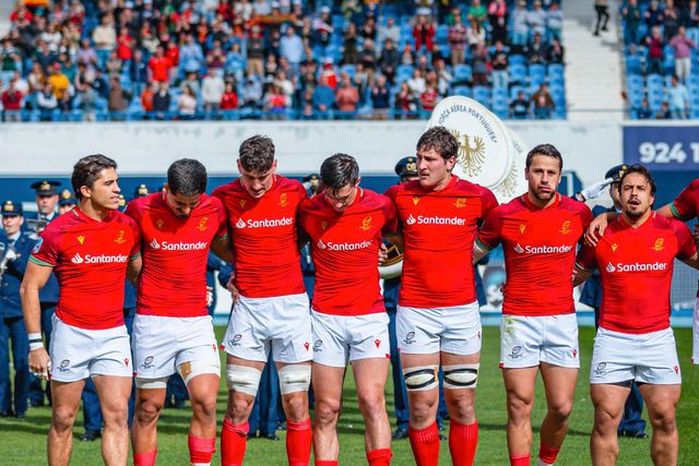 Lobos entram em campo com novo 'lema': Estamos Unidos contra América