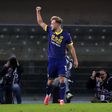 Casper Tengstedt festeja golo marcado pelo Verona, na época passada
