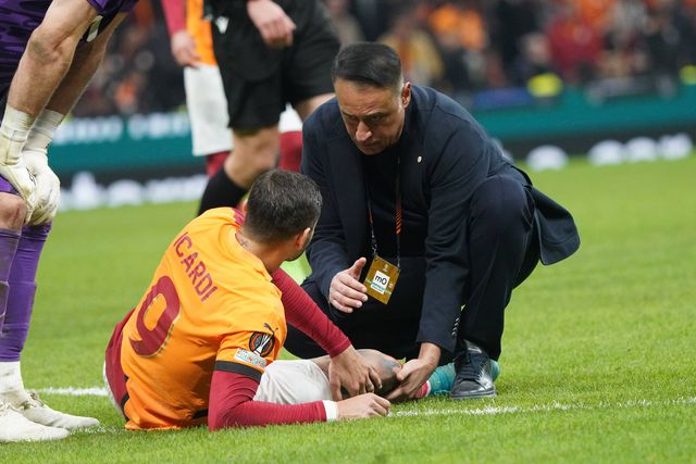 Galatasaray: Icardi tem lesão grave no joelho e acaba época