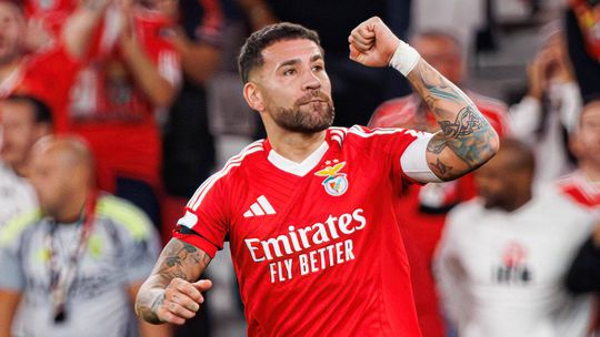 Otamendi fica no Benfica