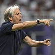 Jorge Jesus vence Gerrard e regressa à liderança da liga saudita