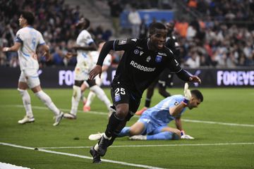 Marselha surpreendido no Velódromo pelo Auxerre