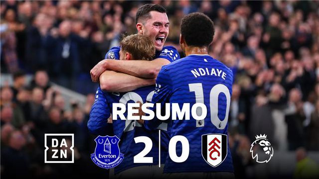 Bolas paradas e golo de... ombro tramam Marco Silva em Liverpool (resumo)