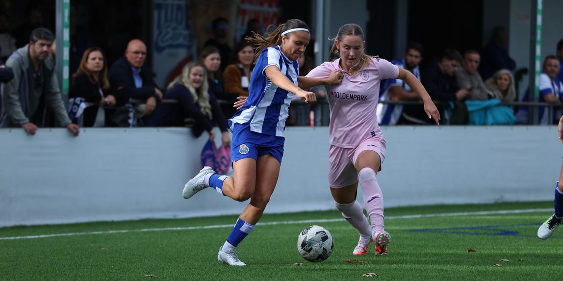 Equipa feminina derrotada - FOTO: FC Porto