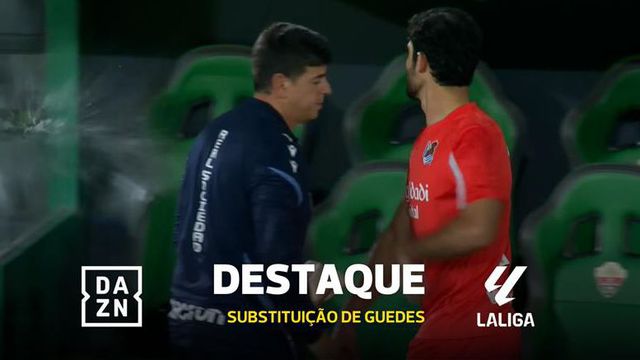 Gonçalo Guedes foi substituído e a reação diz tudo