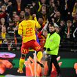 Wesley Said, avançado do Lens, celebra golo frente ao Mónaco