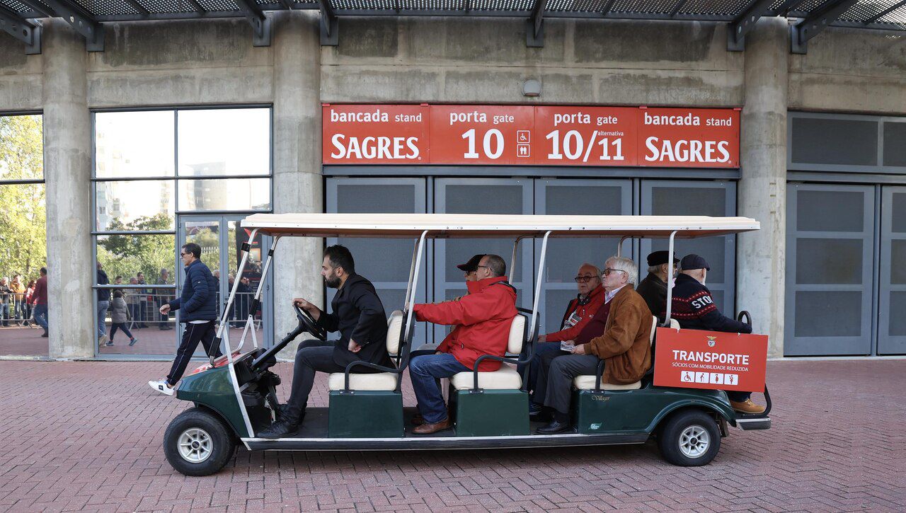Benfica disponibilizou transporte para pessoas com mobilidade reduzida nas Eleições do Benfica de 8 de novembro - Foto: SL Benfica