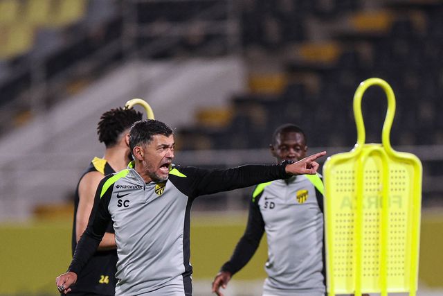 Sérgio Conceição, treinador do Al Ittihad, em sessão de treino - Foto: Al Ittihad