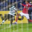 Lance polémico nos instantes finais do Santa Clara-Sporting