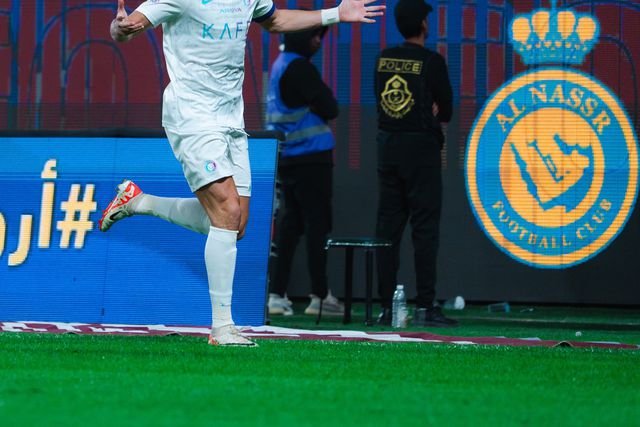 Cristiano Ronaldo marca e assiste na vitória do Al Nassr