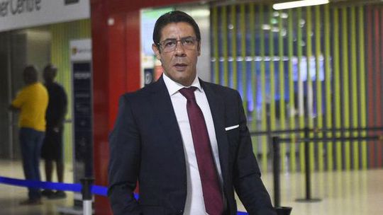 Servir o Benfica critica silêncio de Rui Costa