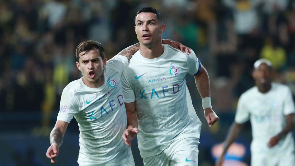 Vídeo: Ronaldo assiste Otávio