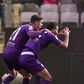 Fiorentina vence com direito a homenagem a Bove (vídeo)