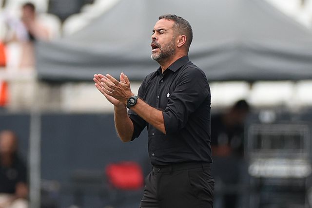 Artur Jorge: «Voltar a Portugal? Só para treinar FC Porto, Benfica ou Sporting»