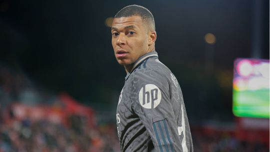 Mbappé e as críticas: «A minha carreira é um longo rio de incógnitas»