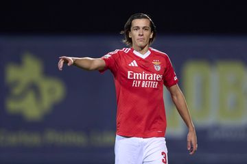 Este é o novo Álvaro Carreras, o miúdo que não pára de crescer no Benfica de Lage