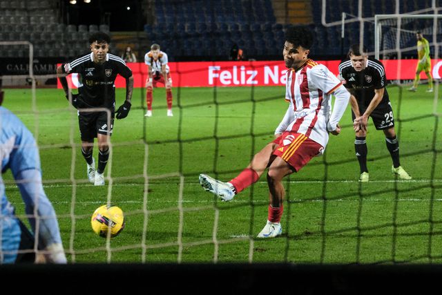 Destaques do Aves SAD: Gustavo com Assunção de coragem num voo guiado por Bertelli