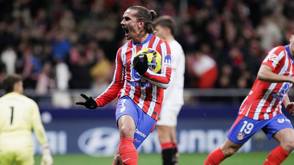 Reviravolta atrás de reviravolta: Griezmann decisivo na vitória épica do At. Madrid