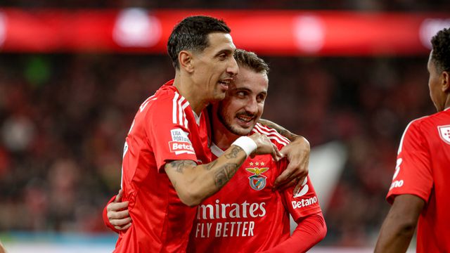 «Sporting entrou em depressão e o Benfica entrou em onda de vitória»